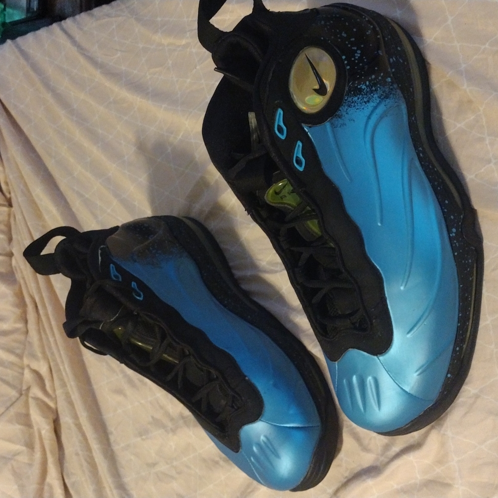 Tim Duncan Foamposite